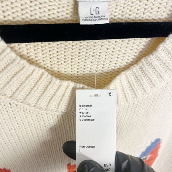 BDG Kurt Fish Graphic Distressed Oversized Fisherman Sweater Size Large New - Picture 8 of 9